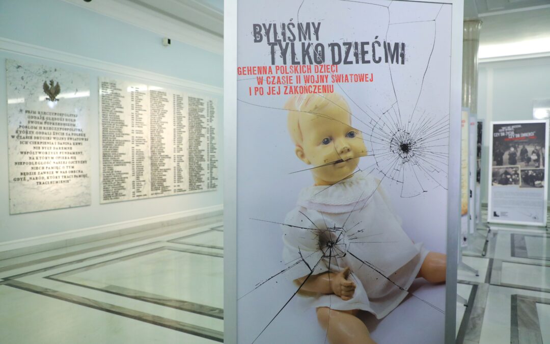 Exhibition commemorating Polish child victims of Nazis and Soviets opens in Polish parliament