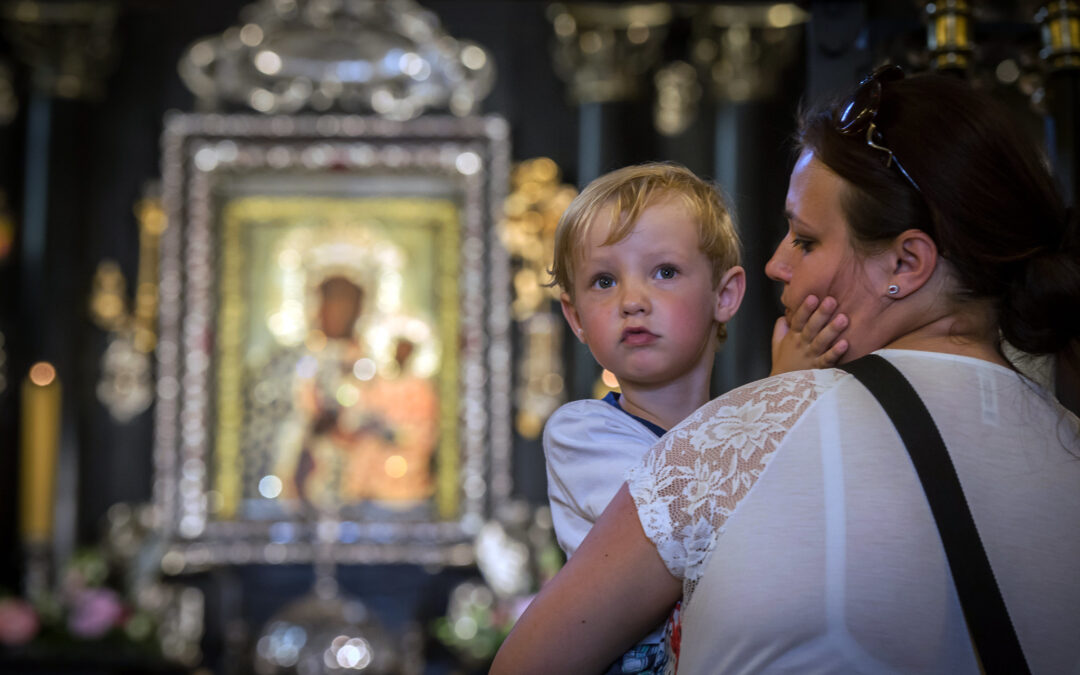 Proportion of Catholics in Poland falls to 71%, new census data show
