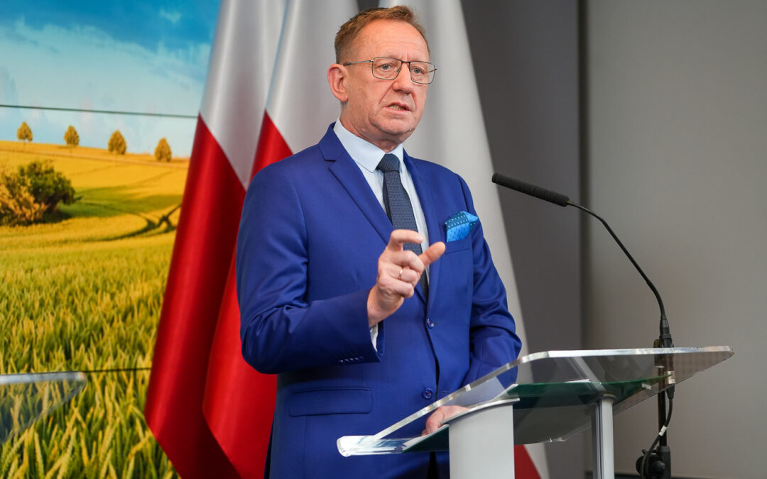 Poland will not let Ukraine join EU without grain restrictions, says minister