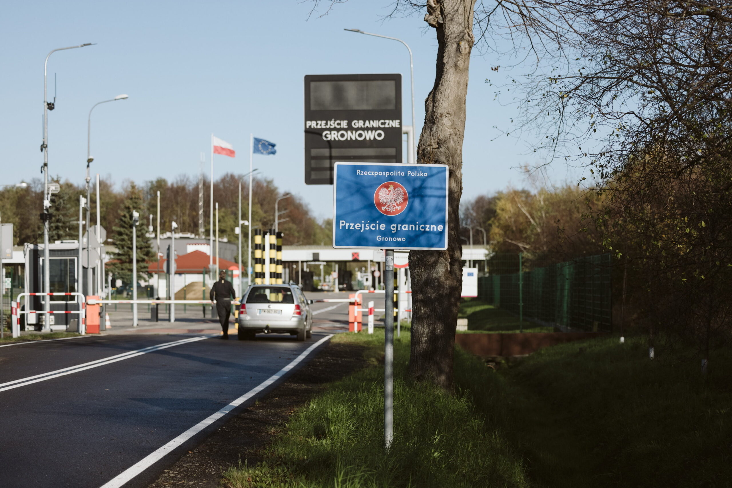 Polska zakazuje wjazdu samochodom z rosyjskimi tablicami rejestracyjnymi