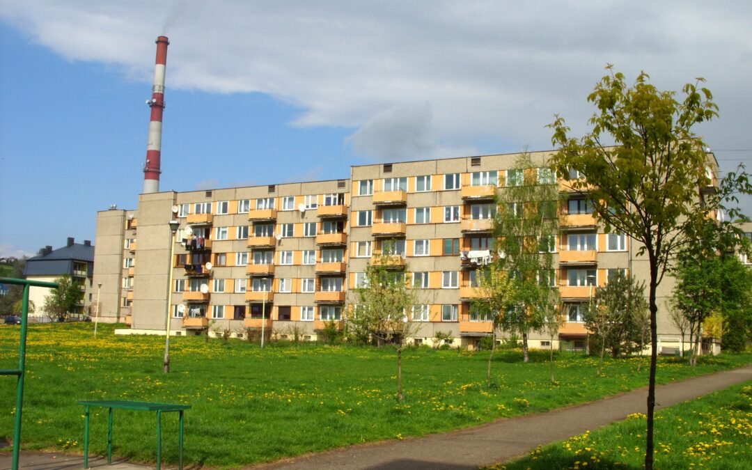 Polish ruling party pledges billions to improve communist-era housing estates