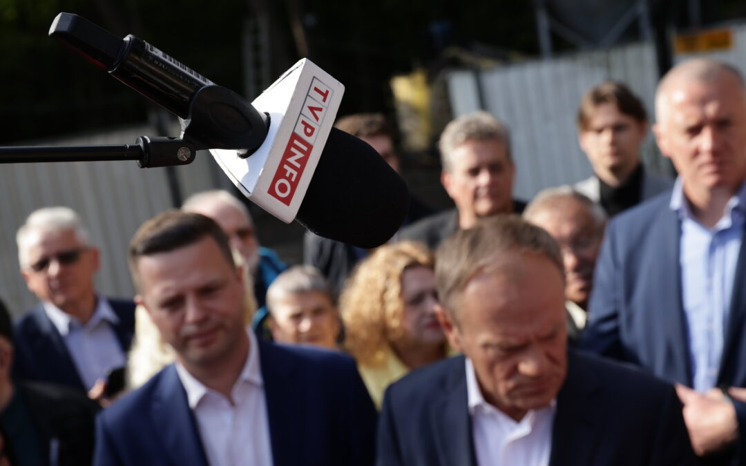 Polish opposition ends boycott of state TV ahead of elections