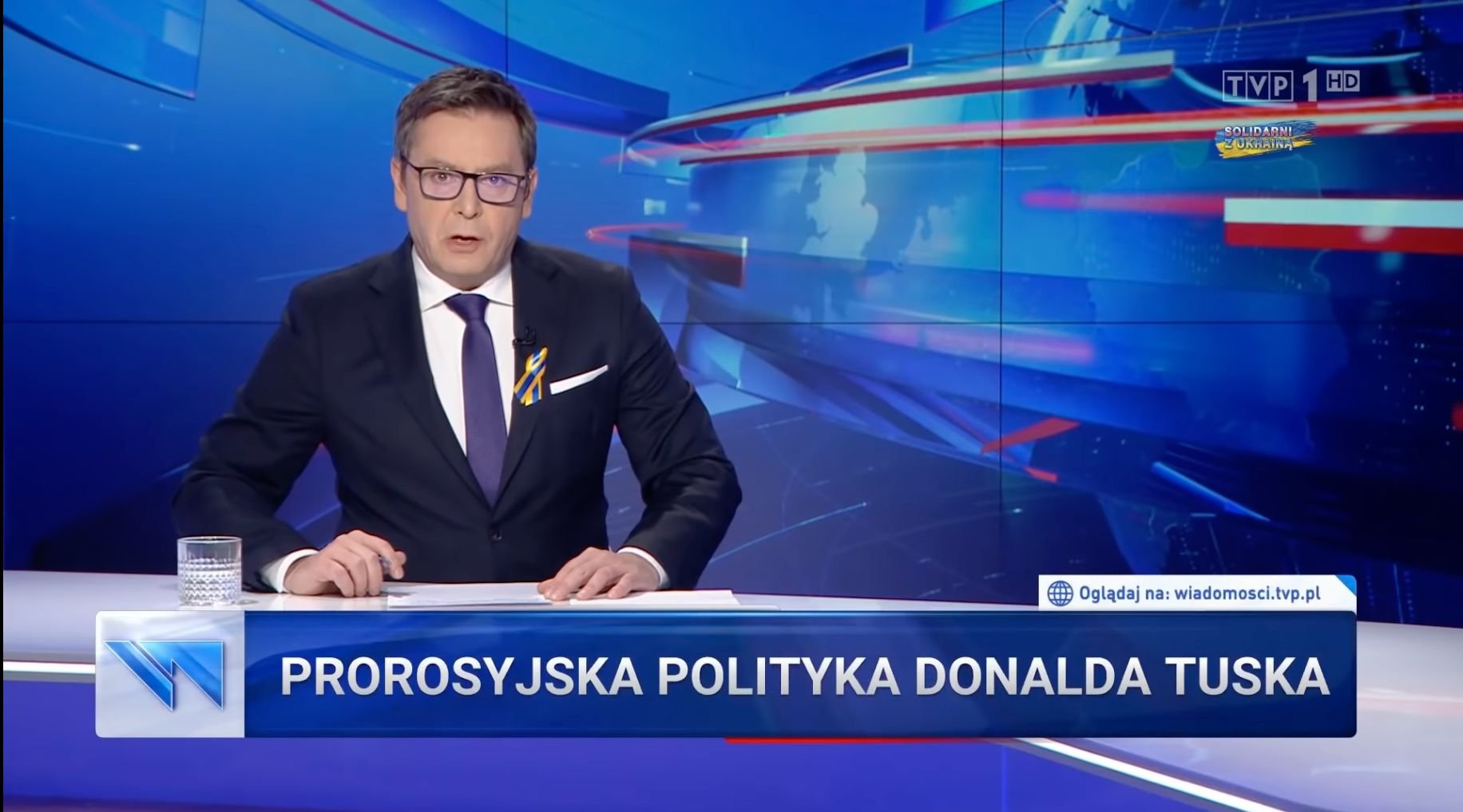 „Zrobiliśmy propagandę gorszą niż za komuny” – przyznaje gwiazda polskiej telewizji państwowej po porażce wyborczej
