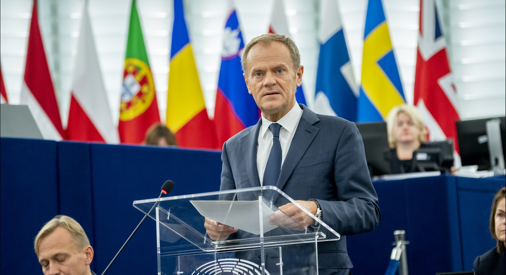 Tusk odwiedza Brukselę, aby uwolnić zamrożone dla Polski fundusze unijne