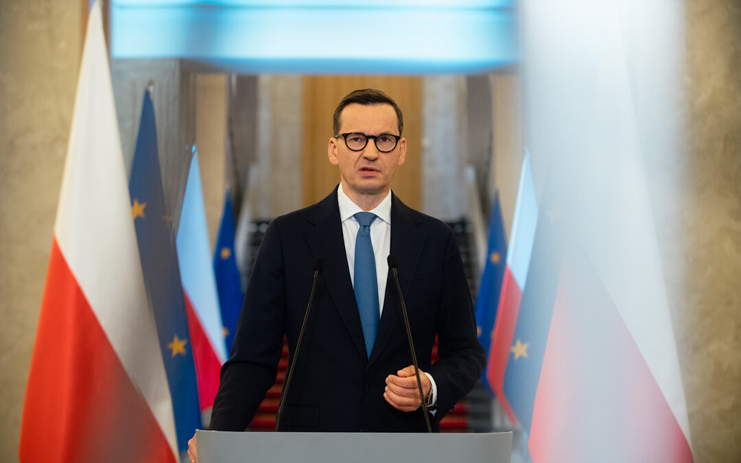 Why has migration developed into a major issue in the Polish election?