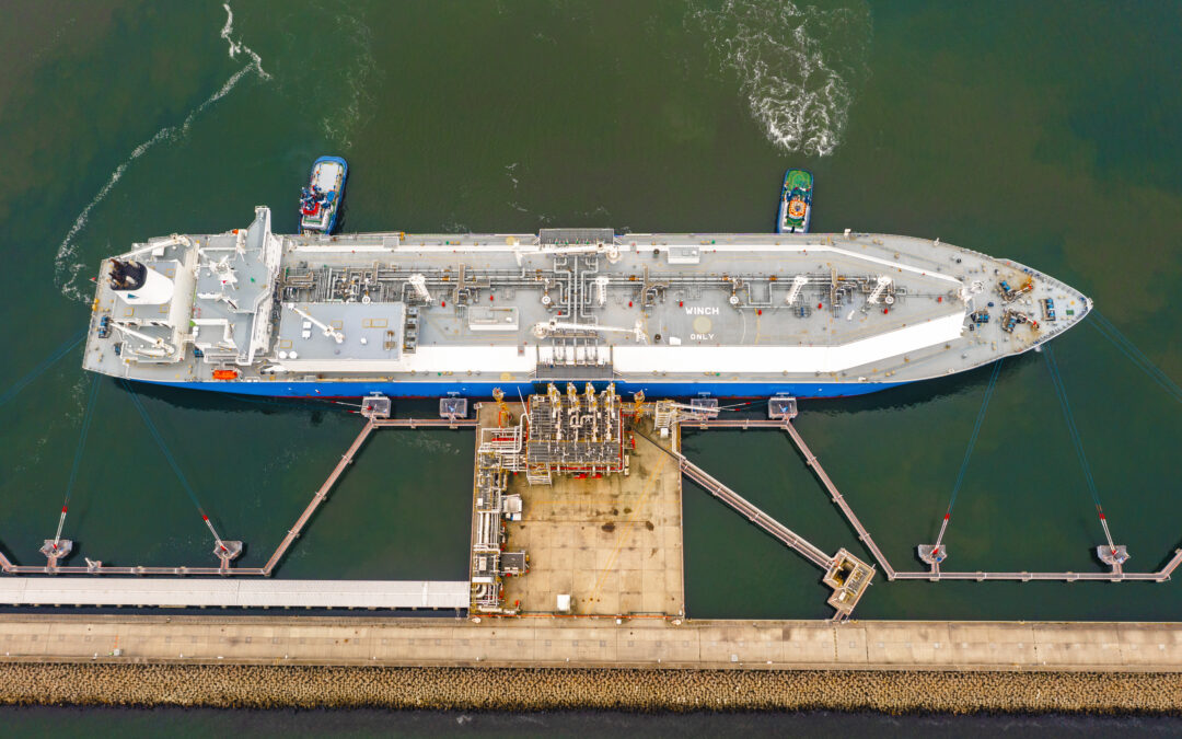 Greenpeace launches campaign against construction of floating LNG terminal in Poland