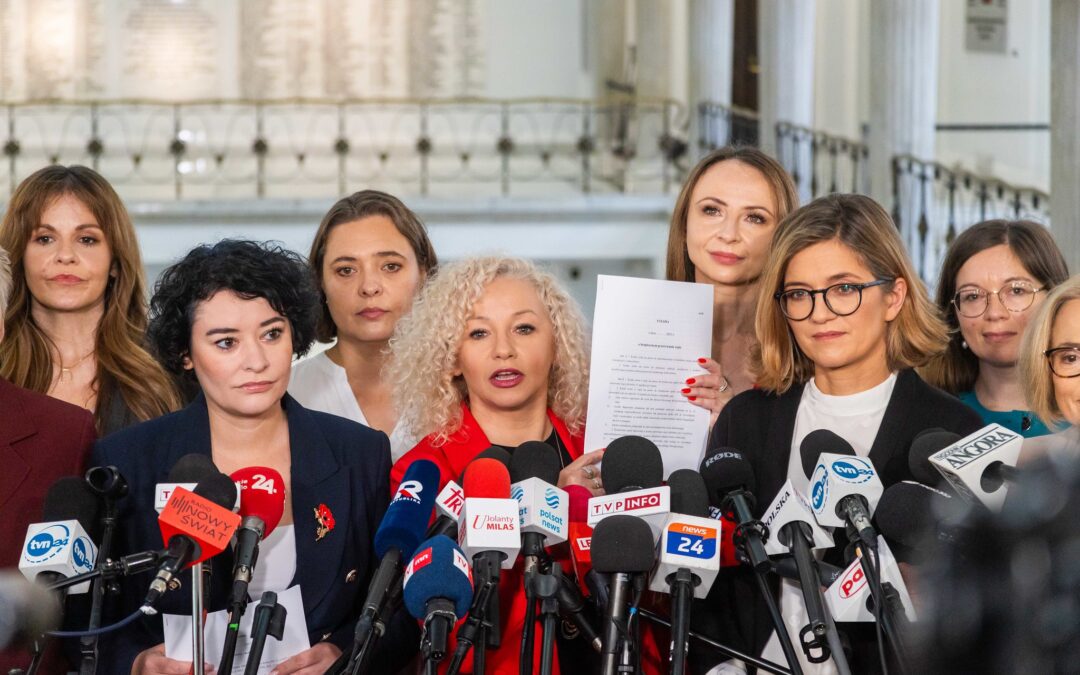 Polish Left announces bills to liberalise abortion law on first day of new parliament