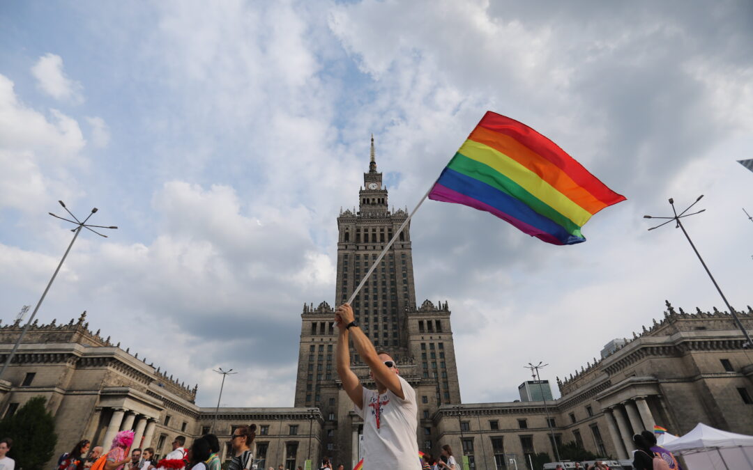 “A bitter victory”: LGBT Poles welcome fall of PiS but remain sceptical of new government