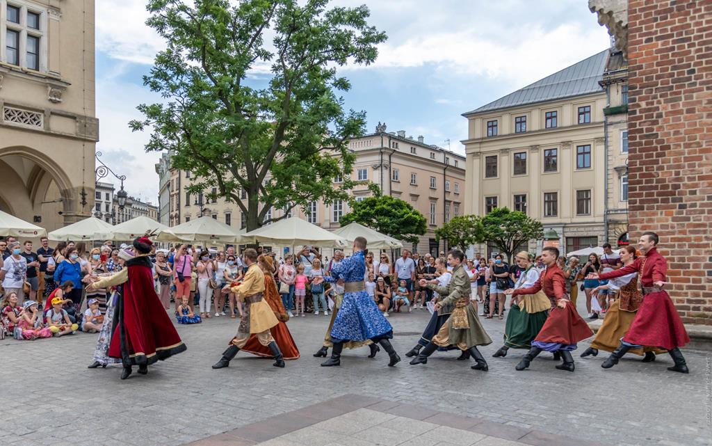 Poland’s polonaise dance added to UNESCO cultural heritage list