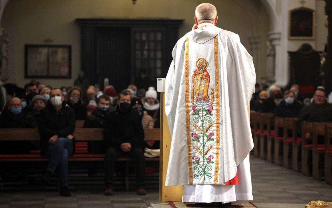 Church attendance in Poland rose after pandemic but remains well below pre-Covid levels