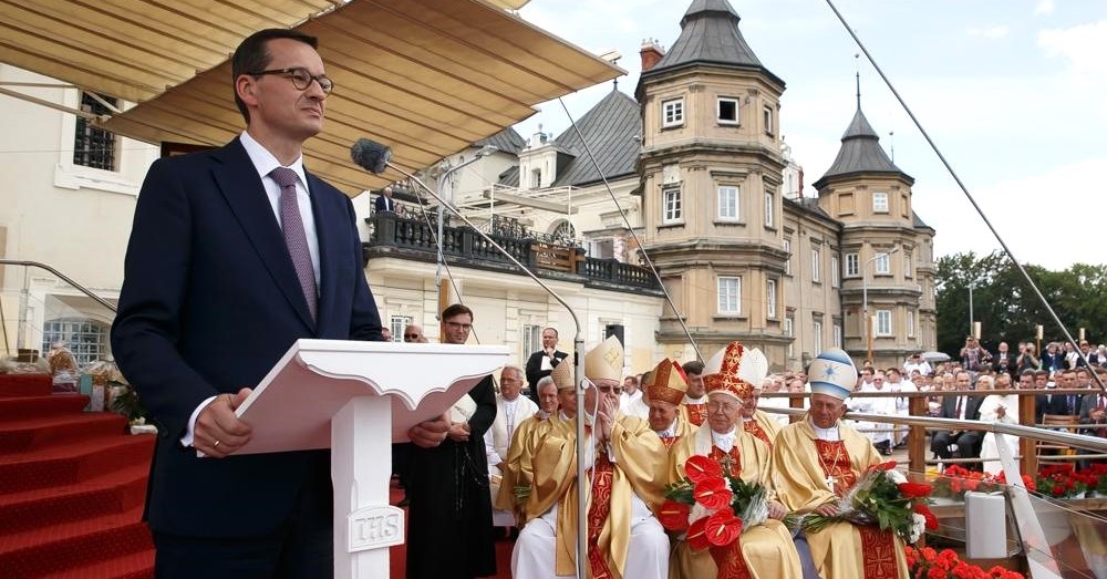 Polska bada finansowanie przez państwo grup religijnych – „w szczególności Kościoła katolickiego” – za poprzedniego rządu