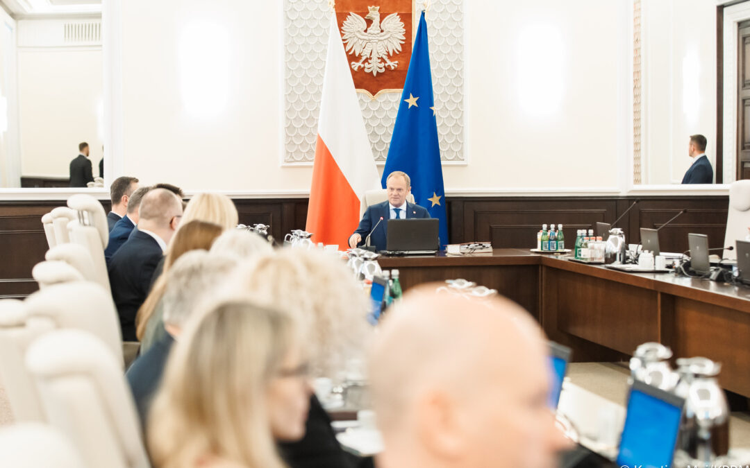 Listening devices found in Polish government meeting room