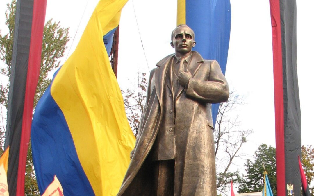 Polish presidential candidate clashes with Ukrainian mayor over monument to “genocidal” Bandera