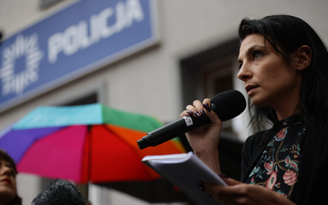 Poland’s chief of police fined for disclosing private data of woman who had abortion