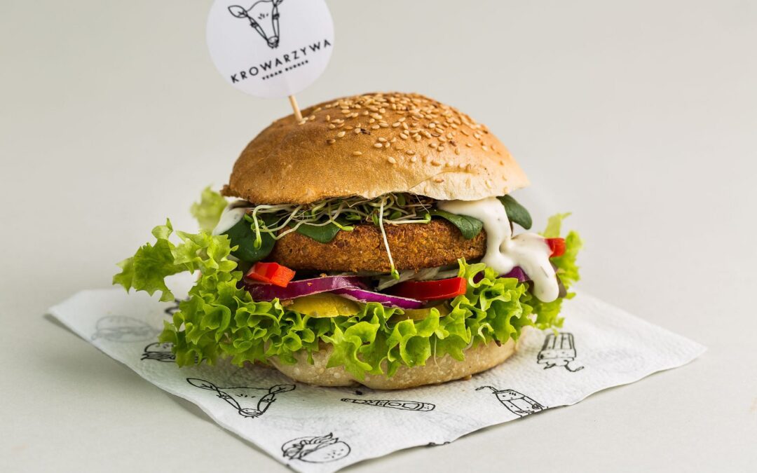 Pioneering Polish vegan burger chain Krowarzywa closes amid financial struggles