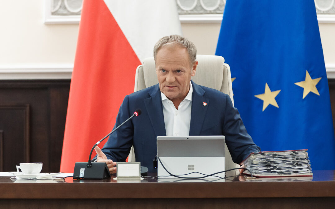 Polish ruling parties under cyberattack by Russian hackers two days before election, says PM Tusk
