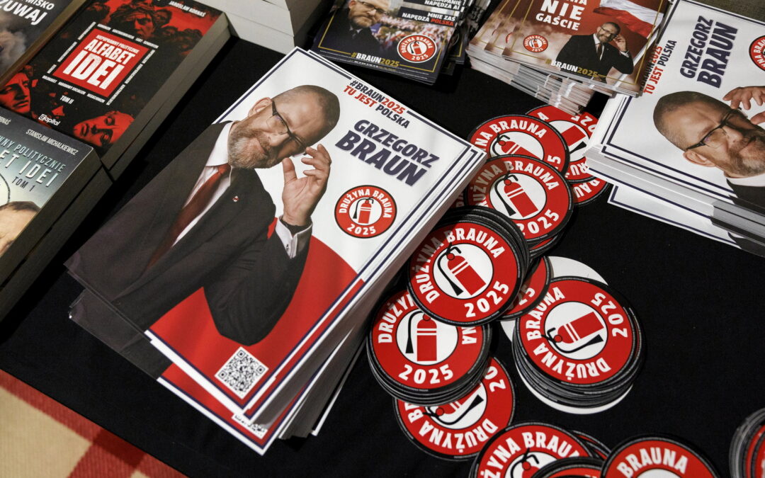 Conservative presidential candidate Nawrocki responds to demands of radical-right rival Braun