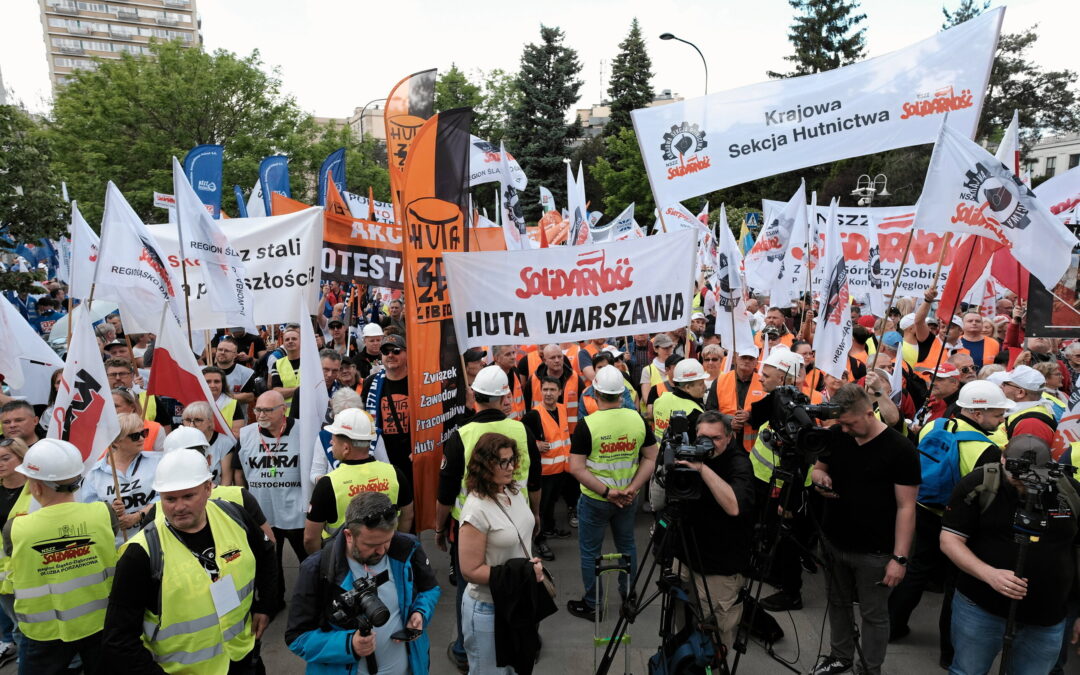 Polish steelworkers protest against EU climate policies