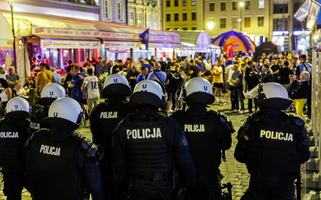 PM promises “ruthless” response to clashes between British and Spanish fans in Poland for football final