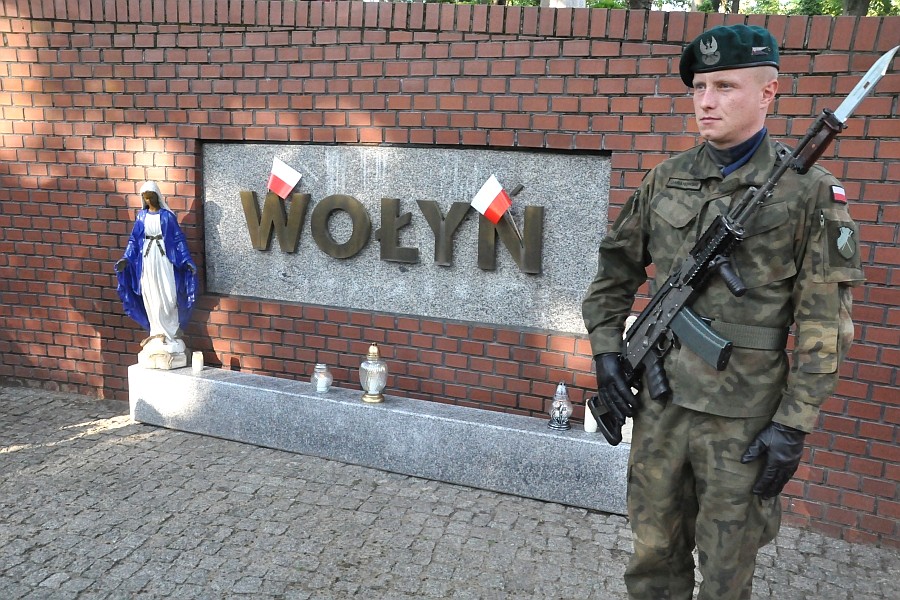 Ukraine criticises Polish plans for “day of remembrance for victims of genocide” by Ukrainian nationalists