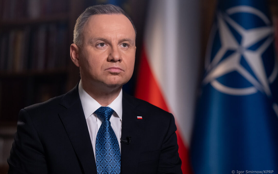 Polish president discusses “hanging traitors”, suggests “cleansing” of judiciary necessary