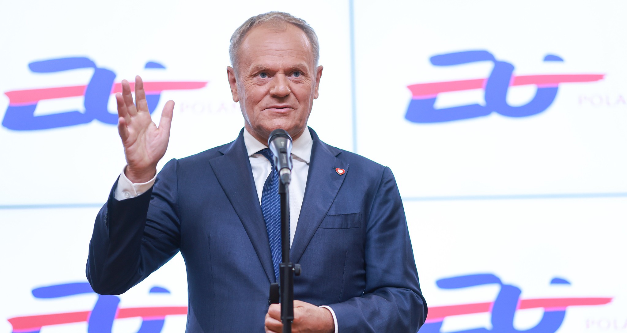 Musk’s AI chatbot Grok makes series of expletive-laden posts about Polish PM Tusk