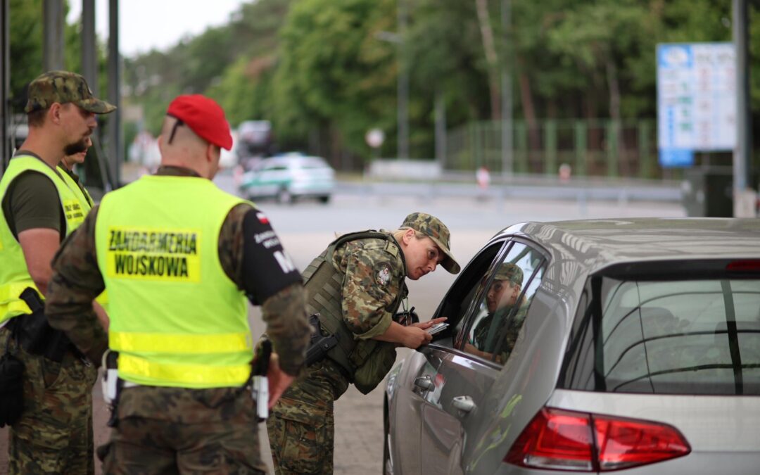 Over 100,000 people checked and 60 denied entry in first week of Poland’s border controls