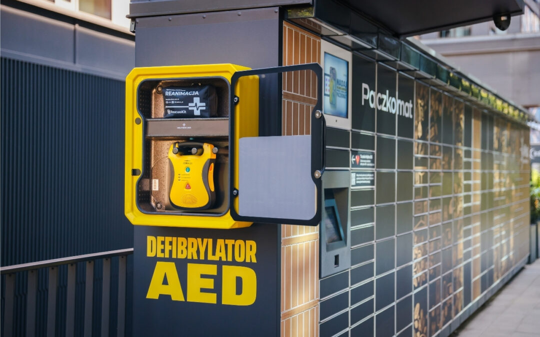 Polish delivery giant InPost to install life-saving defibrillators on parcel lockers