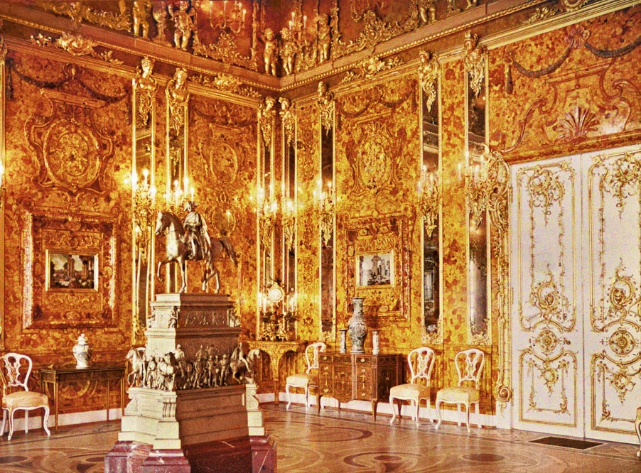 Polish researchers obtain permission to search potential site of Amber Room missing since WWII
