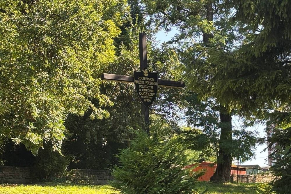 Poland and Ukraine start exhumation of Polish WWII soldiers in Lviv