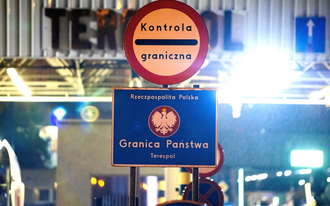 Poland issues fewest residence permits to immigrants in ten years