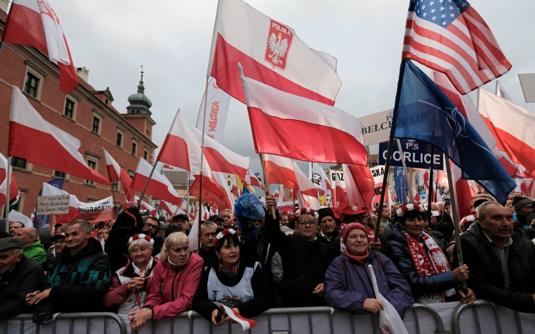 Polish opposition hold protest against EU migration and trade policies