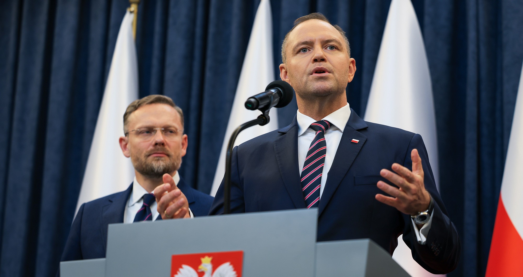 President swears in Poland’s first new constitutional court judges for four years but standoff remains
