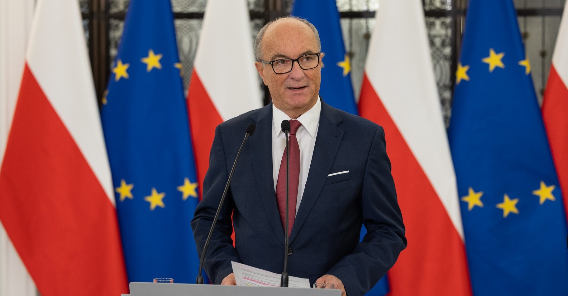 Polish parliament will seek rare override of presidential veto on dog-chaining ban