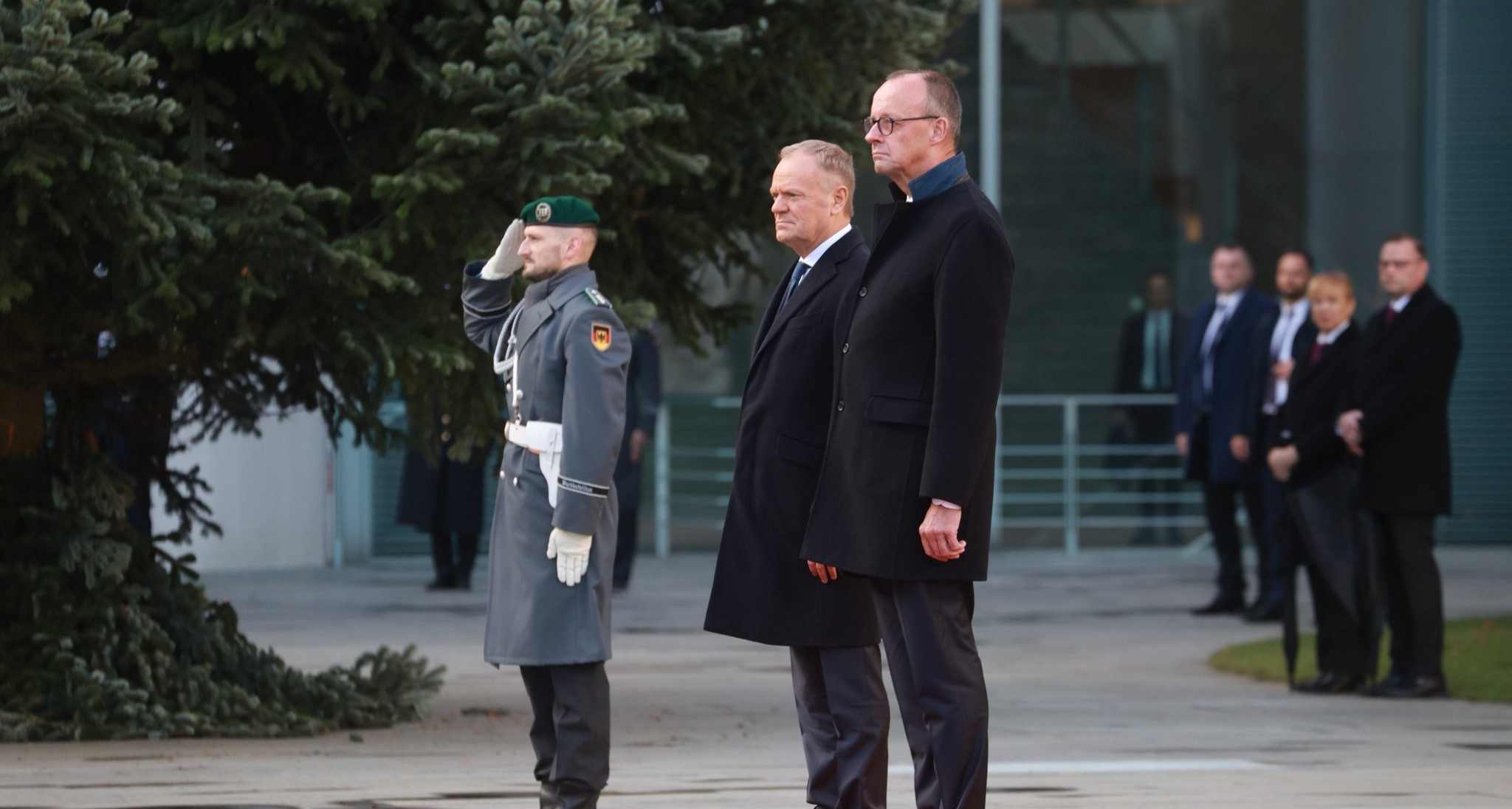 Tusk hails relations with Germany after Merz talks but urges Berlin to “hurry up” with WW2 compensation