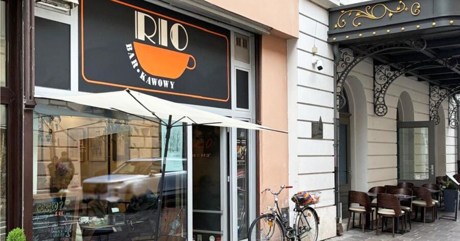 Polish city steps in to ensure survival of iconic 1950s café