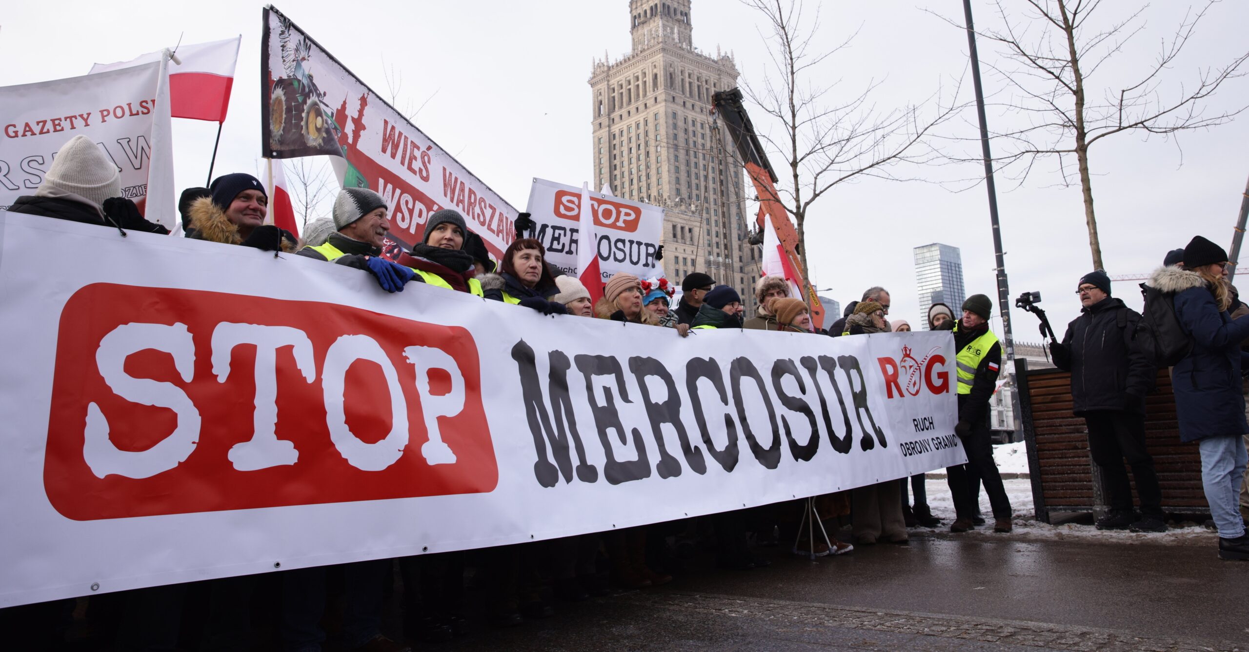 Poland fails in bid block EU’s Mercosur trade deal, as farmers protest in Warsaw