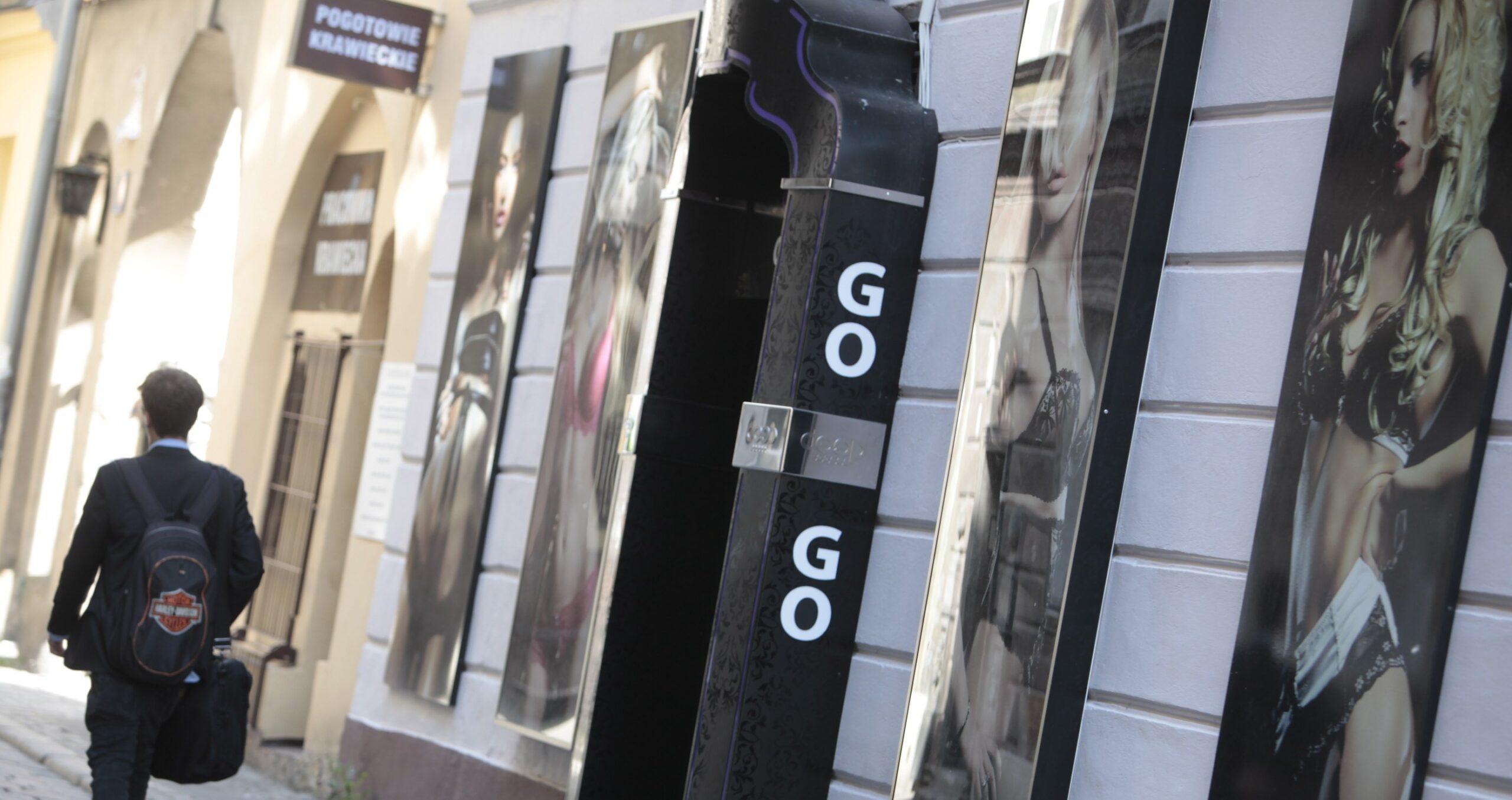 Ex-police officers to stand trial for drugging and stealing from strip-club clients in Poland