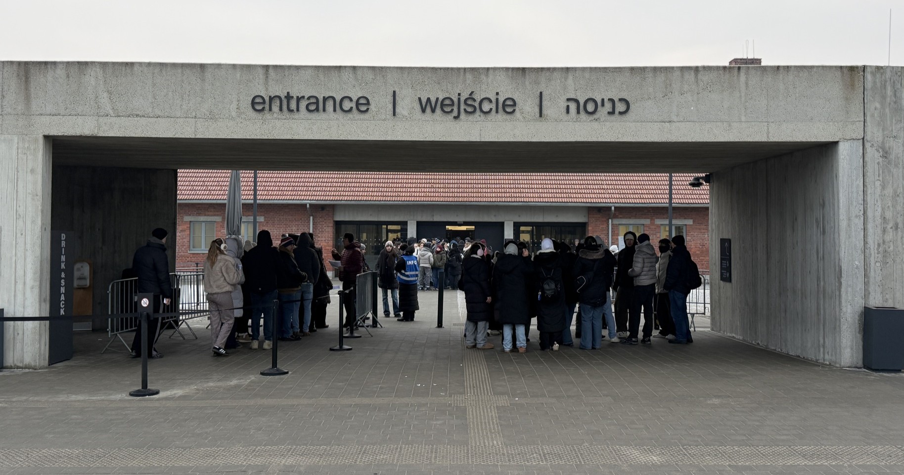 Auschwitz Museum to stop selling entry tickets on site over “unethical practices” of travel firms