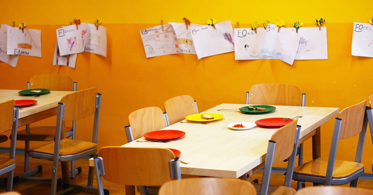 Polish government introduces healthier food and vegan options in school canteens