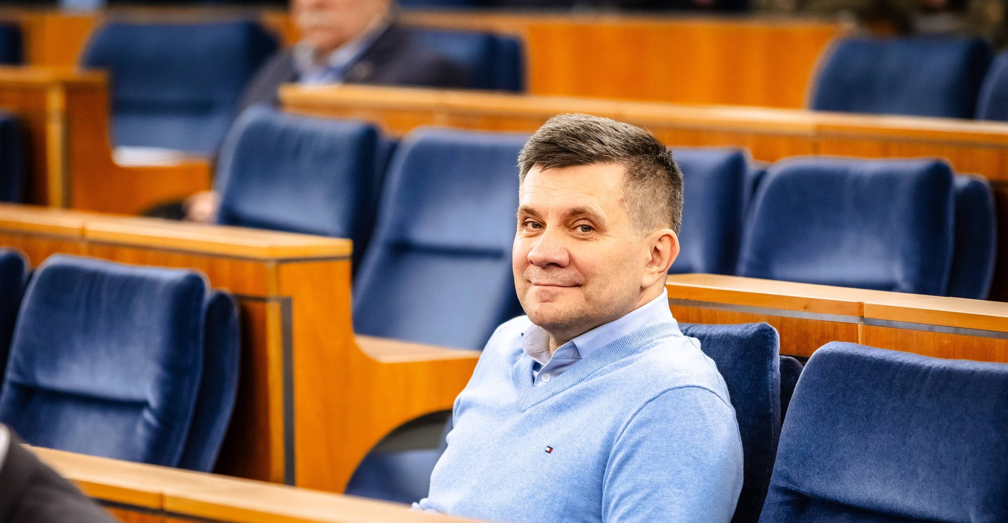 Polish opposition PiS party expels senator for criticising “nationalist” turn