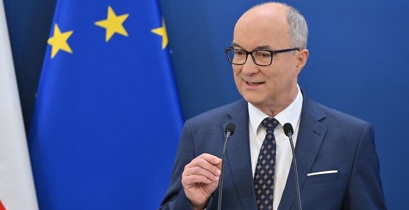 Parliament will not process Polish president’s bill to replace EU defence loans with central bank profits