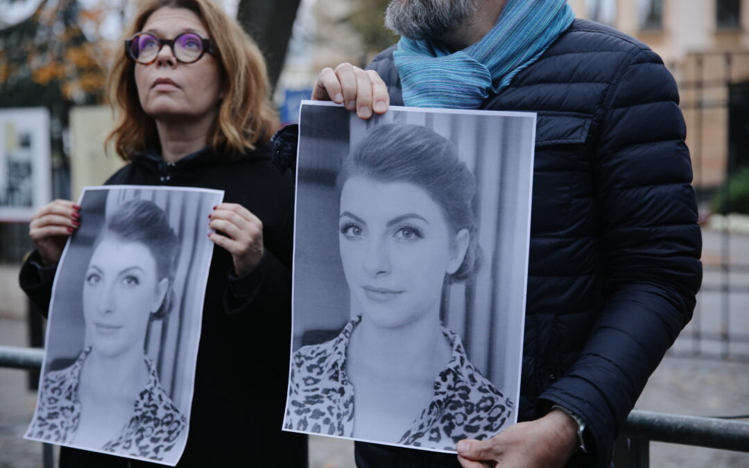 Court upholds jail terms for doctors over death of pregnant woman that sparked mass protests in Poland