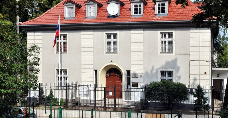 Poland launches legal bid to reclaim Russian consulate as Moscow threatens “painful” consequences